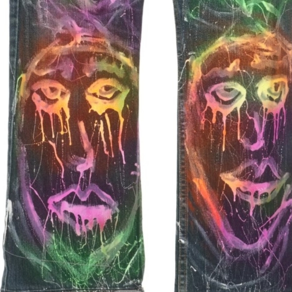 💙💙HOST PICK💙💙DESIGNER UNISEX IGNOZZI PAINTED JEANS - Picture 3 of 7